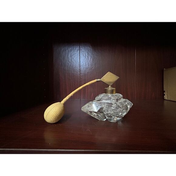 Vintage Frosted Glass Atomizer Perfume Bottle with brass sprayer Decor only - Picture 2 of 8